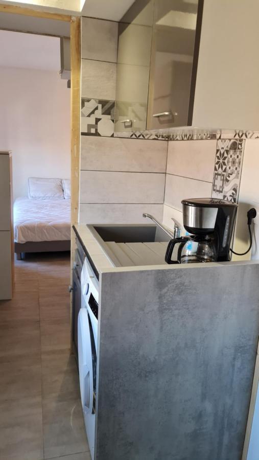 Le De La Republique Apartment